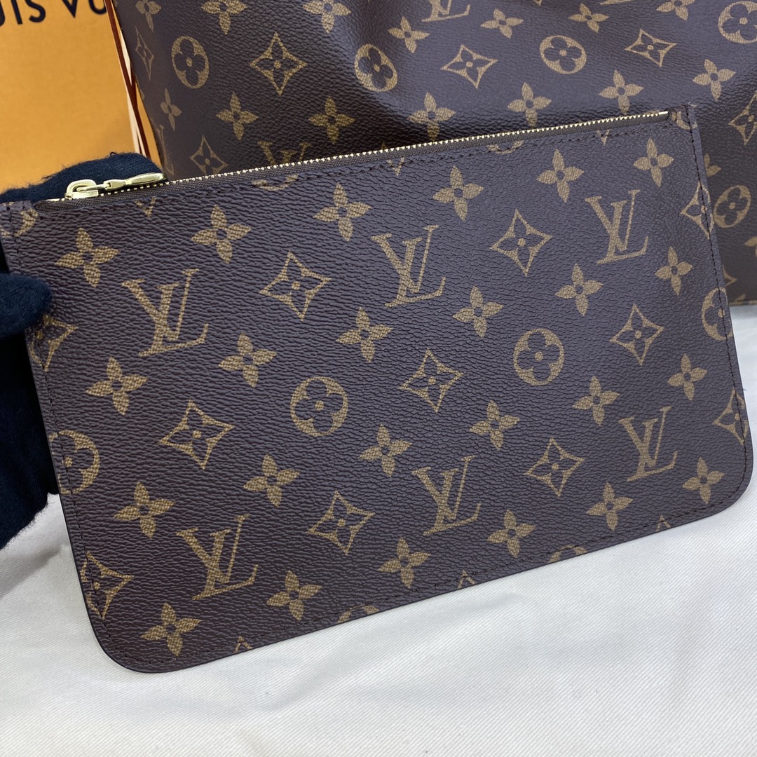 Louis Vuitton NEVERFULL MM Monogram Handbag M40995 Beige